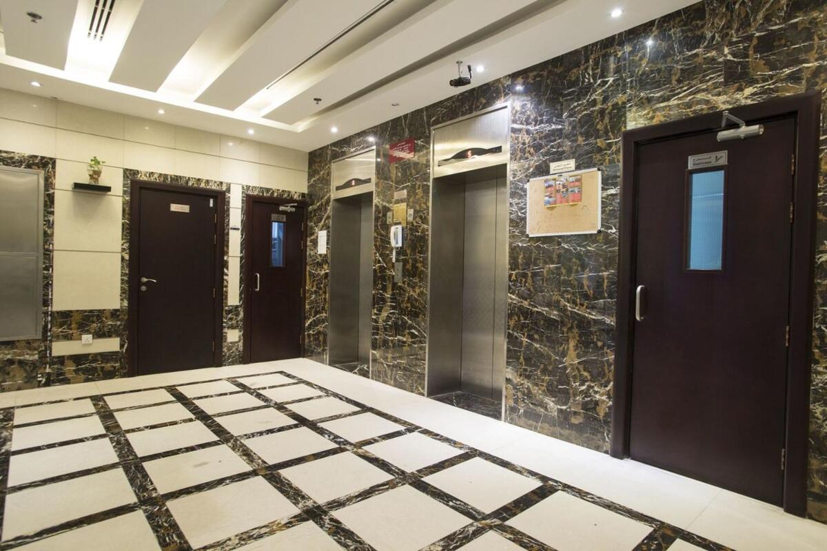 Executive Suite Room In Barsha 1 Near Moe Metro Dubai Exterior photo