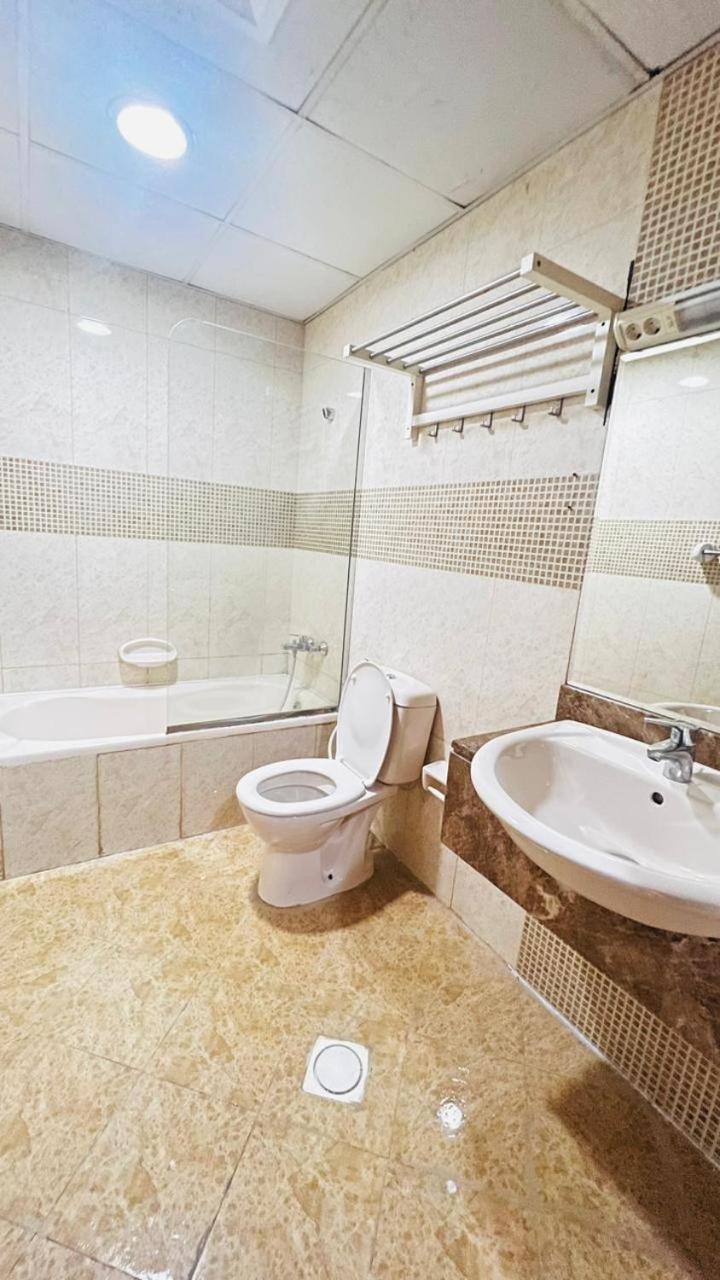 Executive Suite Room In Barsha 1 Near Moe Metro Dubai Exterior photo